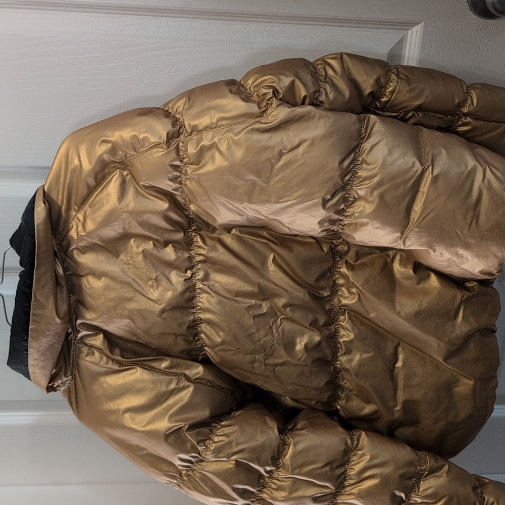 Nike Gold Puffer Jacket for Women - Picture 5 of 5